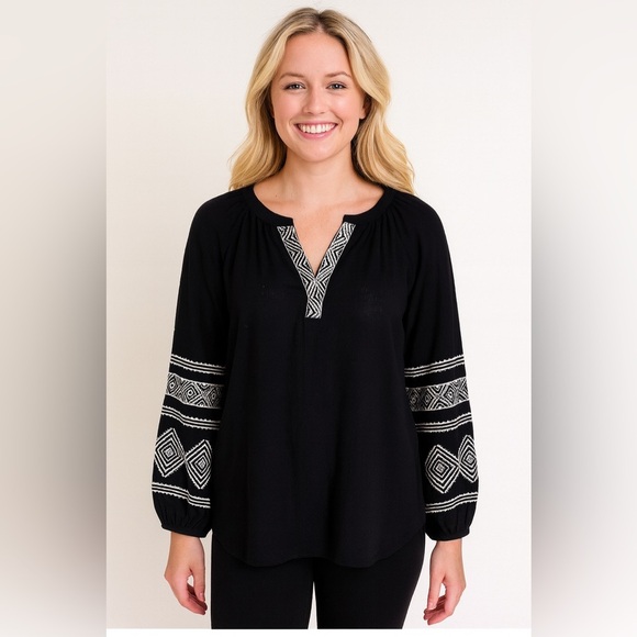 The Pioneer Woman Gorgeous Boho Black Embroidered Women's Top Size Small - Picture 1 of 10